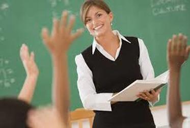 Female teacher presenting an unit